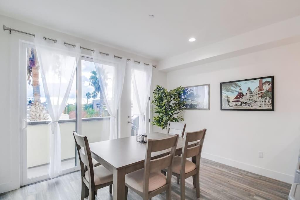 Park Blvd Paradise 301 Ada Compliant With A Apartment San Diego